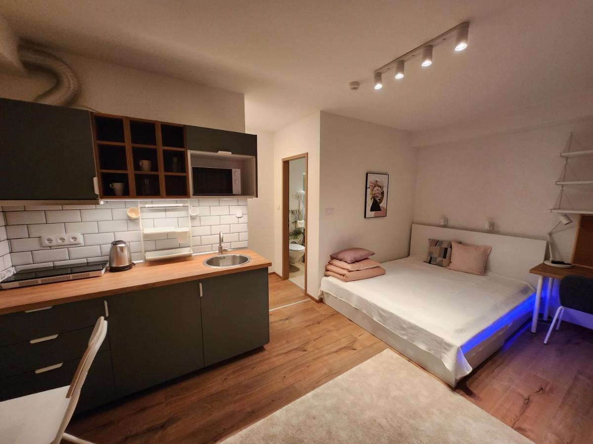 Apartman 18 Aparthotel Debrecen Luaran gambar