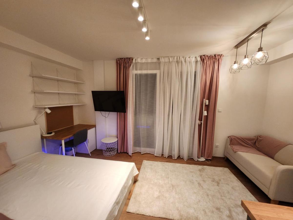 Apartman 18 Aparthotel Debrecen Luaran gambar