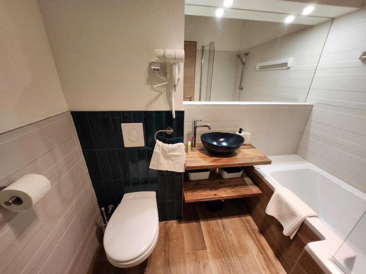 Apartman 18 Aparthotel Debrecen Luaran gambar