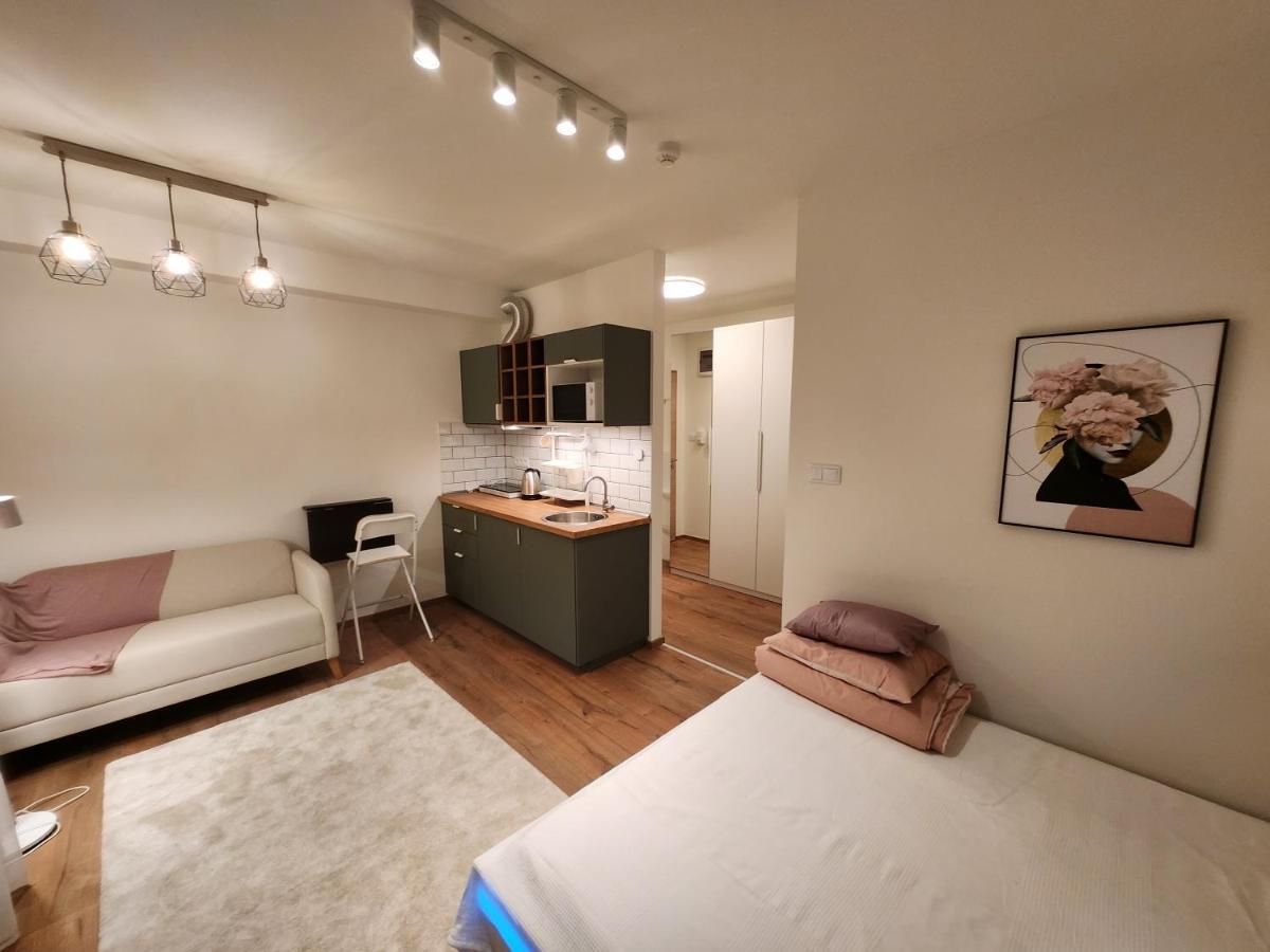 Apartman 18 Aparthotel Debrecen Luaran gambar